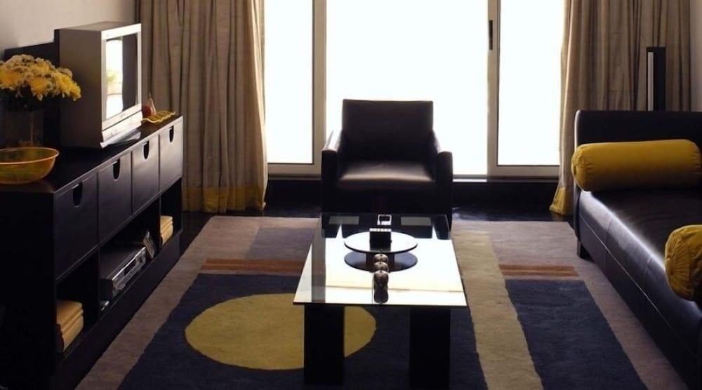 The Park Bangalore, Mg Road Ngoại thất bức ảnh A room at the Park Hyatt Mumbai