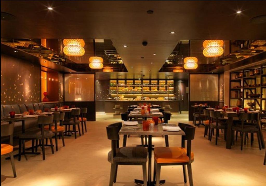 The Park Bangalore, Mg Road Ngoại thất bức ảnh Interior of the restaurant